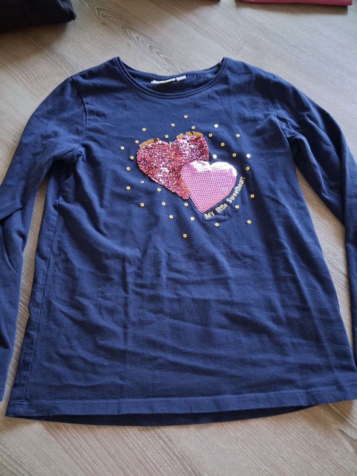 longsleeve 134, Enfants & Bébés, Enlèvement ou Envoi, Utilisé, Fille, Chemise ou À manches longues