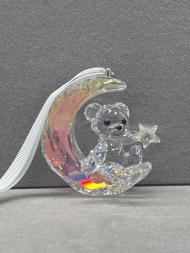 Swarovski Beer Kris Maanornament, Collections, Swarovski, Neuf, Figurine, Enlèvement ou Envoi
