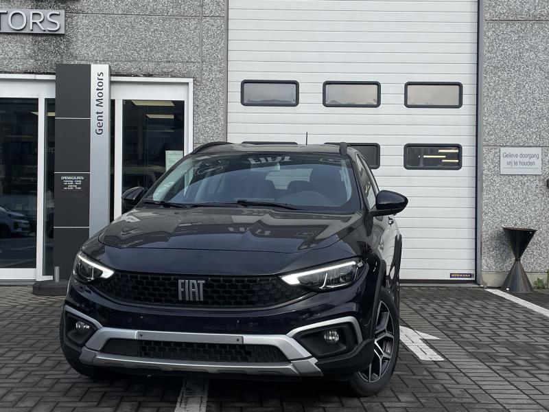 Fiat Tipo Cross, Auto's, Automaat, 1498 cc, Overige brandstoffen, Zwart