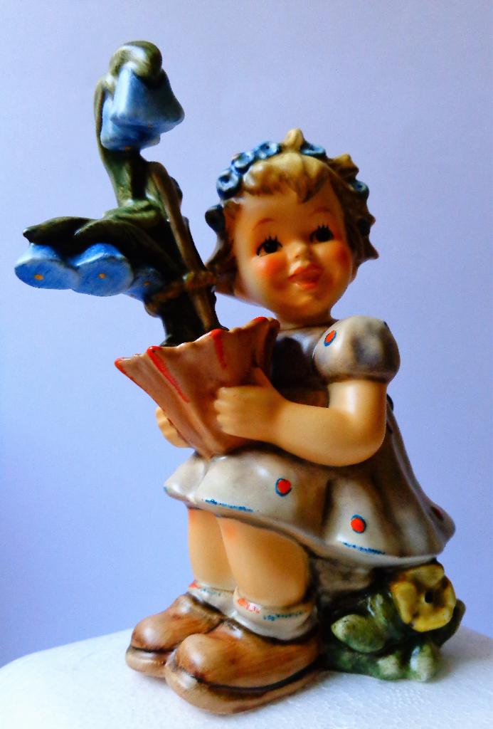 M I Humm.: 619-OE -Garden Gift -Édition limitée:150/28 -2004, Collections, Collections complètes & Collections, Envoi