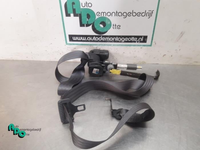 Ceinture de sécurité arrière droite d'un Volvo S80, -, 3 mois de garantie, -, -
