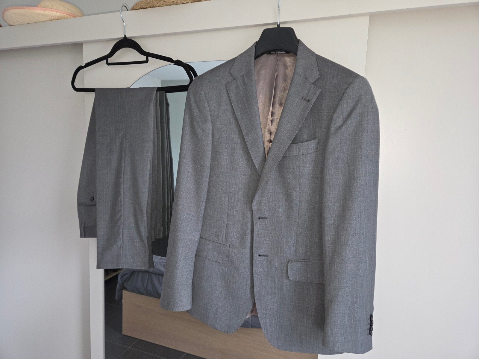 2 delig kostuum Grijs 44/XS, Kleding | Heren, Kostuums en vesten, Ophalen, Van gils, Grijs, Gedragen