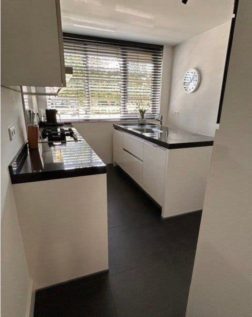 DUITSE ROTPUNKT HOOGGLANS KEUKEN +KOOKEILAND+APPARATUUR, Huis en Inrichting, Greeploos, Wit, Graniet of Steen, Dubbelwandige keuken