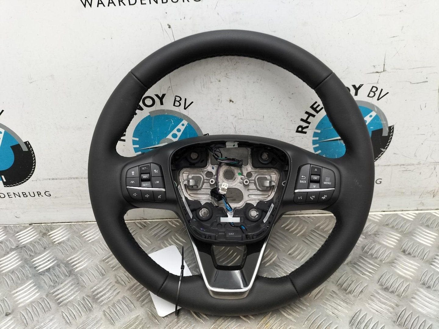 FORD KUGA EURO 6.2 STUURWIEL MV4B3600DUA3ZHE 2022, Enlèvement ou Envoi, Utilisé, ARN reconnu