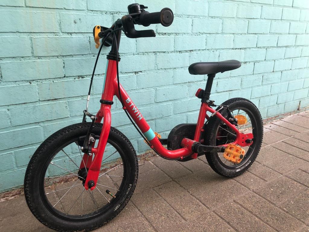 Kinderfiets / loopfiets BTWIN 14 inch (3-5 jaar), Vélos & Vélomoteurs, Vélos | Vélos pour enfant, Utilisé, Moins de 16 pouces