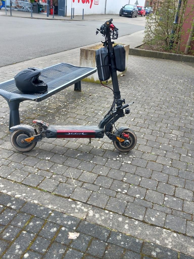 G2 master 2024 custom, Vélos & Vélomoteurs, Trottinettes