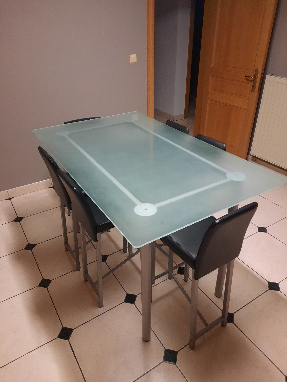 Keukentafel en 5 stoelen, Enlèvement