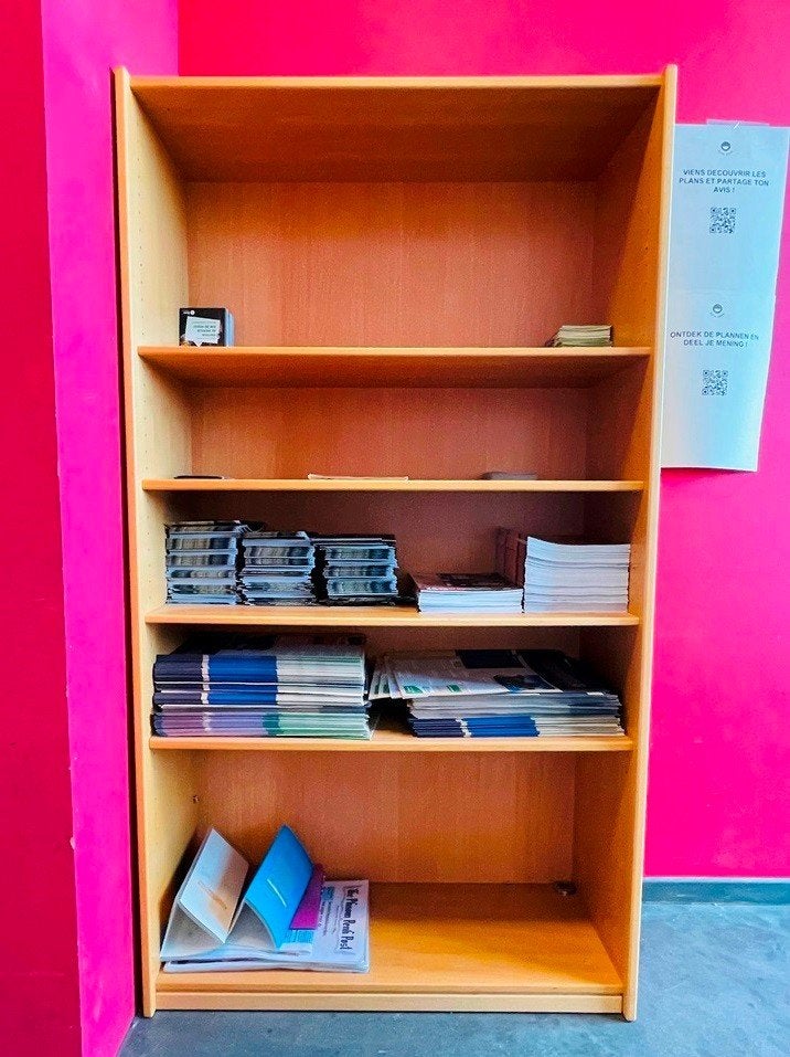 Meubles / Biblios / Commodes GRATUIT @ OXFAM Solidarité, Maison & Meubles, Enlèvement, Utilisé, Métal