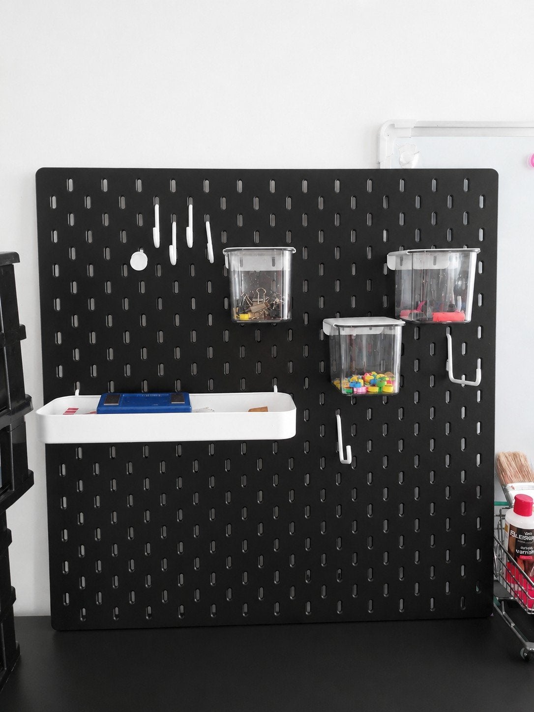 IKEA SKÅDIS pegboard in zwarte uitvoering, afmeting 56 x 56, Hobby & Loisirs créatifs, Bricolage, Enlèvement