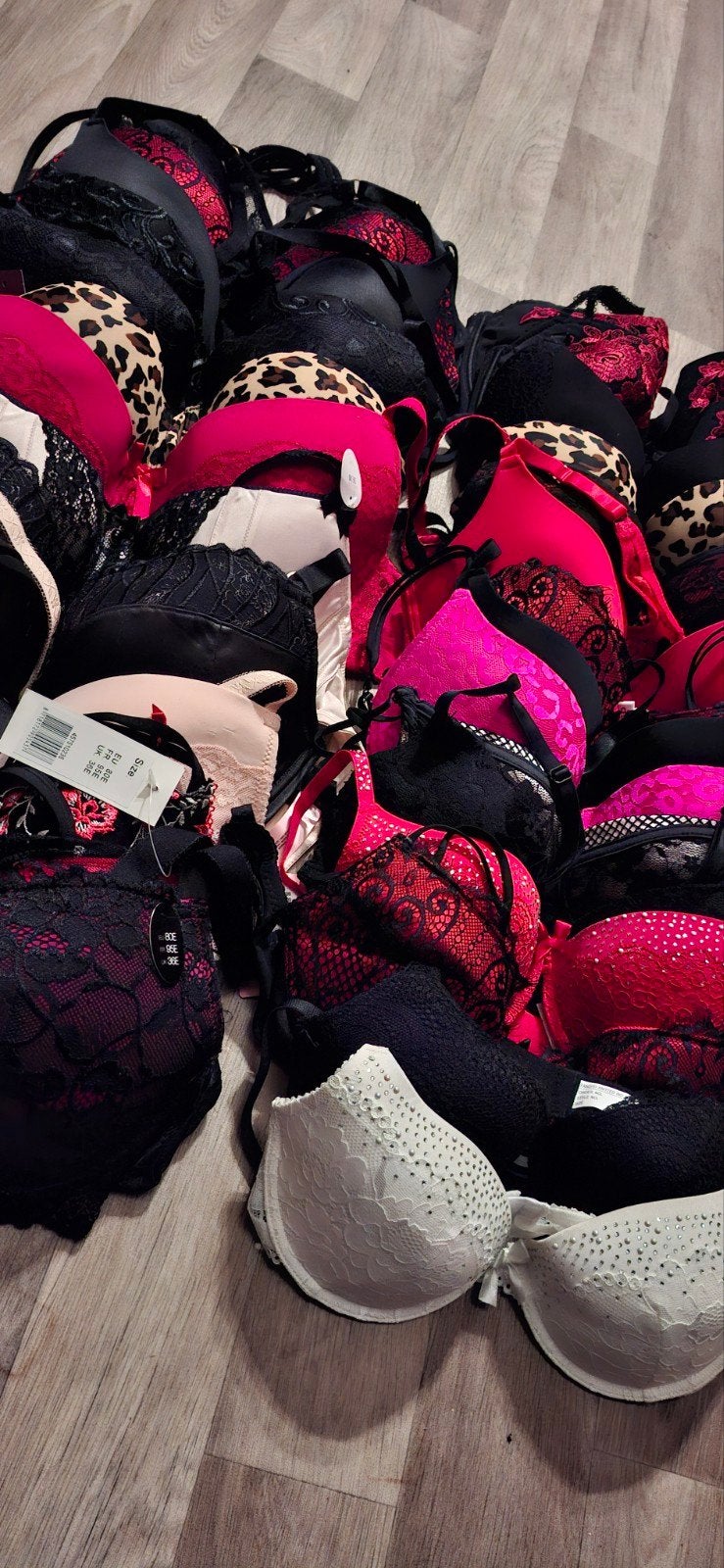 Groot lot lingerie 100+ stuks – nieuw / diverse maten, Kleding | Dames, Ophalen, BH