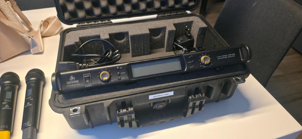 Aukey wireless mics nieuw, Ophalen