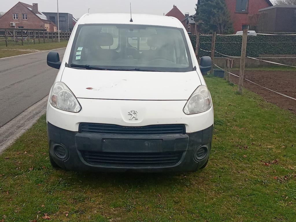 Peugeot partner, Auto's, Voorwielaandrijving, Euro 5, Stof, 680 kg