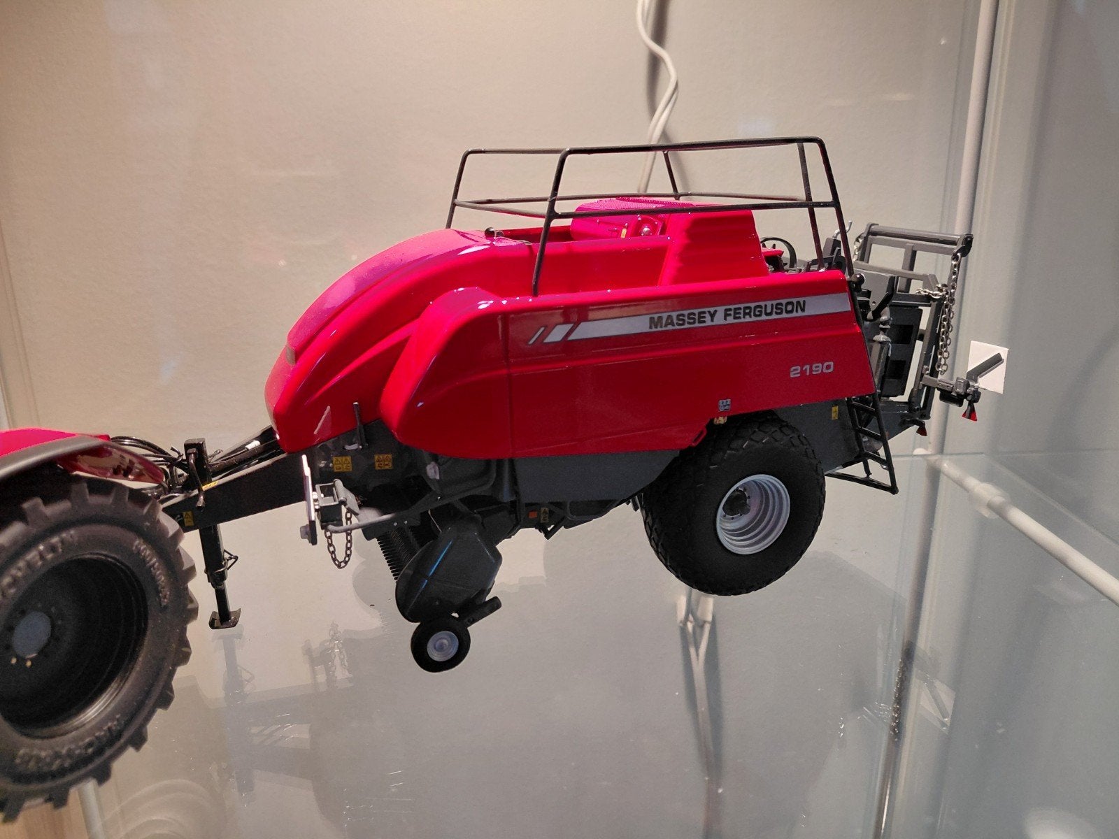massey ferguson 2190 balenpers, Hobby en Vrije tijd, Ophalen, Nieuw, Tractor of Landbouw, Universal Hobbies