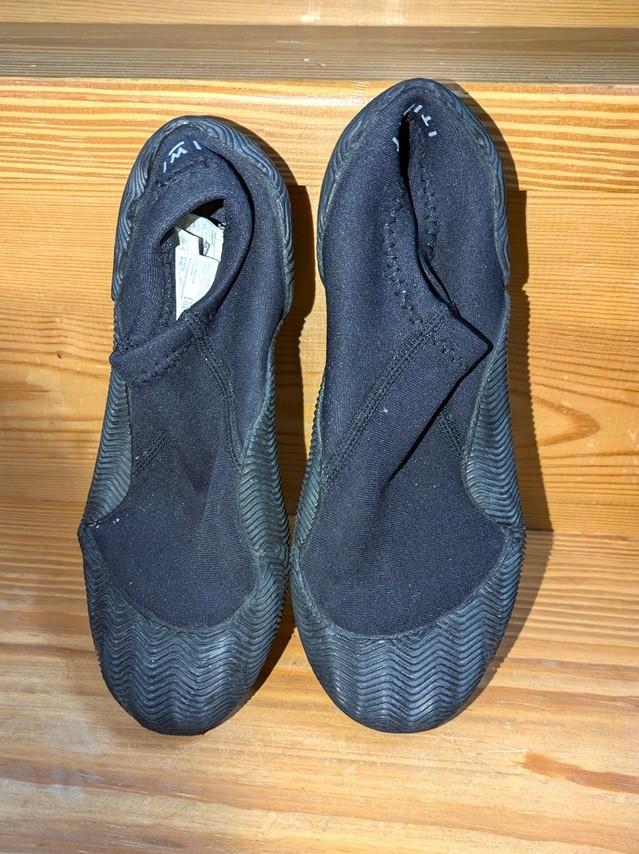 Decathlon - chaussures aquatiques - pointure 34-35, Enlèvement, Utilisé, Chaussures