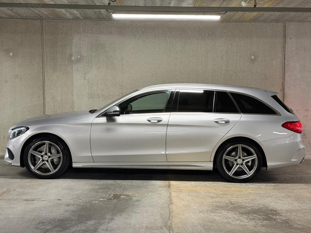 Mercedes-Benz C 180 AMG |SFEER |E KOFR |ZETELVW. |TREKHAAK !, Auto's, Mercedes-Benz, Automaat, Achterwielaandrijving, 4 cilinders
