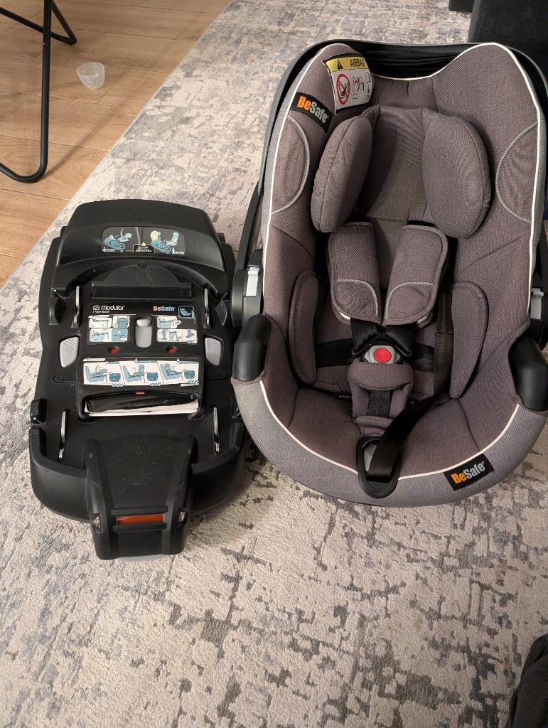 BeSafe i-Size Base & BeSafe iZi Go Modular i-Size autostoel, Kinderen en Baby's, Autostoeltjes, Gebruikt, Ophalen