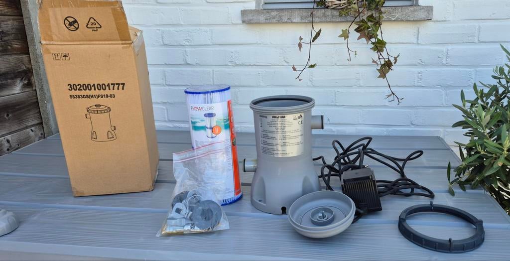 Bestway Flowclear filterpomp, Ophalen, Zo goed als nieuw, Zwembadpomp