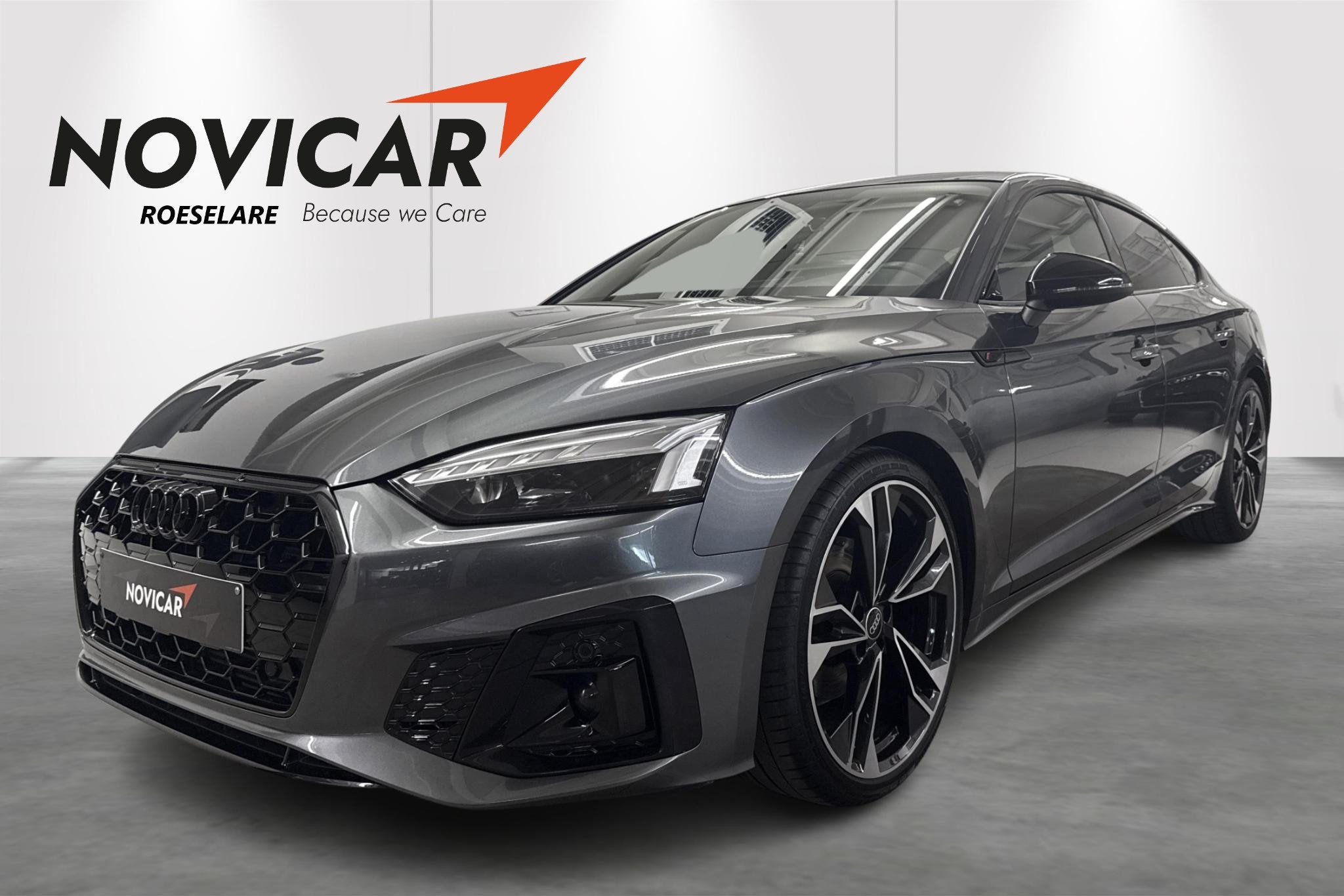 Audi A5 Sportback 35 TFSI S tronic Bus. Ed. S Line, Argent ou Gris, https://public.car-pass.be/vhr/36a2bd6f-b888-4393-898e-e3073c7f6a03