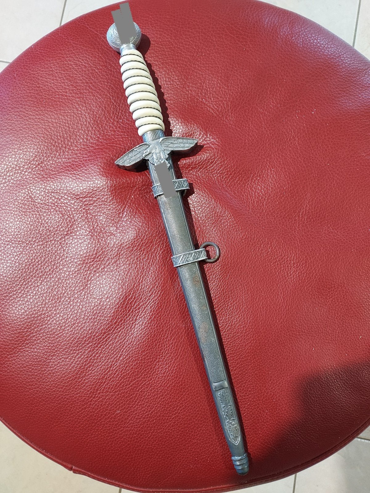 Luftwaffe dolk, Enlèvement, Utilisé