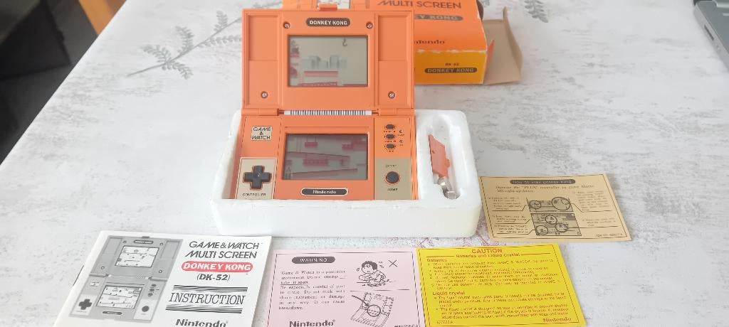 Nintendo Game&watch- Donkey kong (DK-52)- Complet en boîte, Enlèvement, Comme neuf, Autres modèles