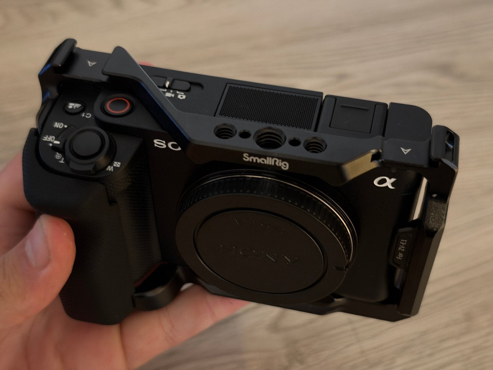 Sony ZV-E1, TV, Hi-fi & Vidéo, Sans zoom optique, Écran inclinable/pivotant, 12 mégapixels, Poignée