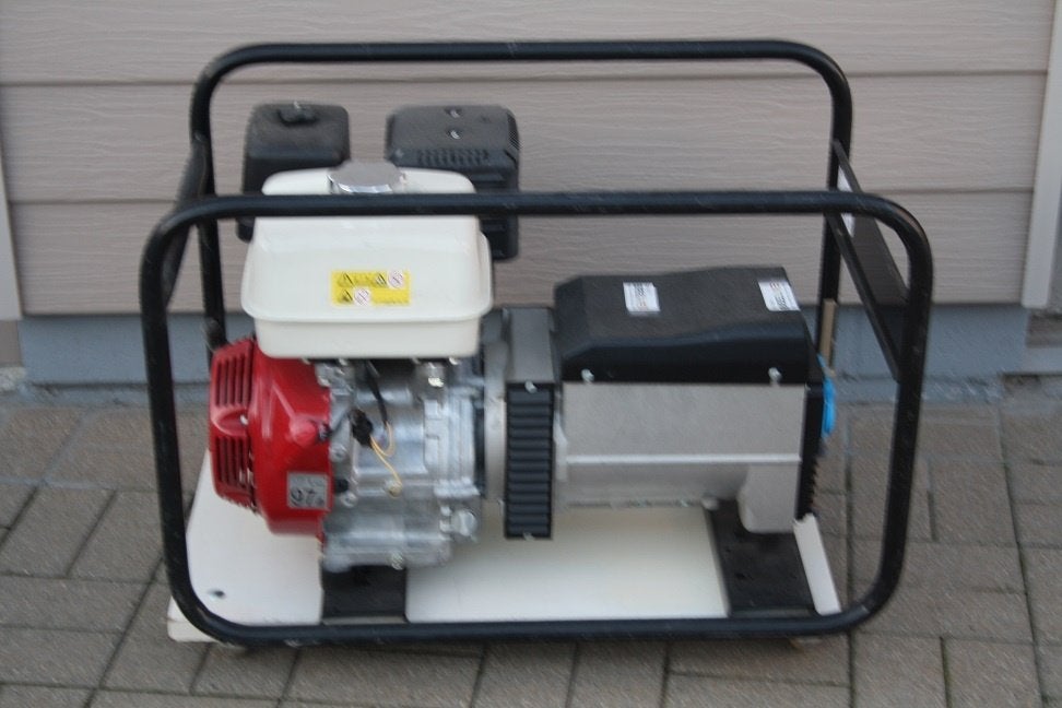 Stroomaggregaat Europower EP6000 met Honda GX390 motor, Doe-het-zelf en Bouw, Aggregaten, Zo goed als nieuw, Benzine, 5 tot 10 kVA
