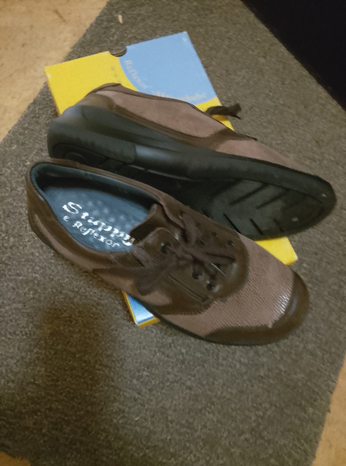nieuwe damesschoenen mt 40, Enlèvement