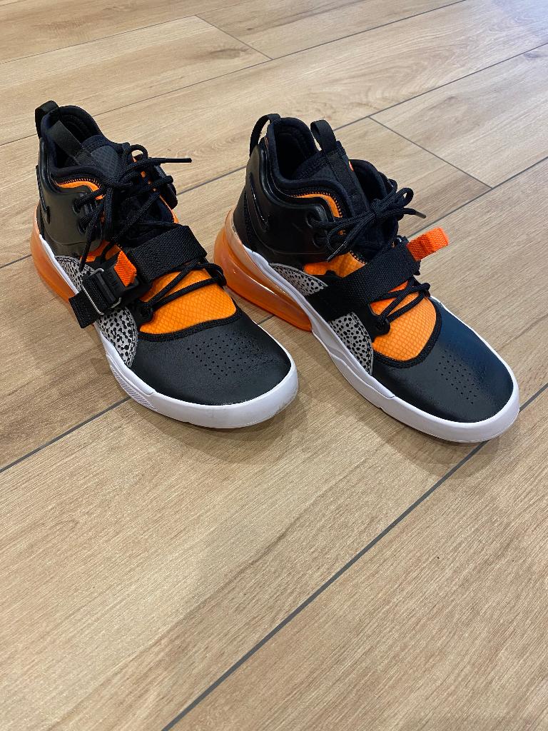 Nike Air Force 270 Safari Size 42.5, Neuf, Nike, Enlèvement, Autres types
