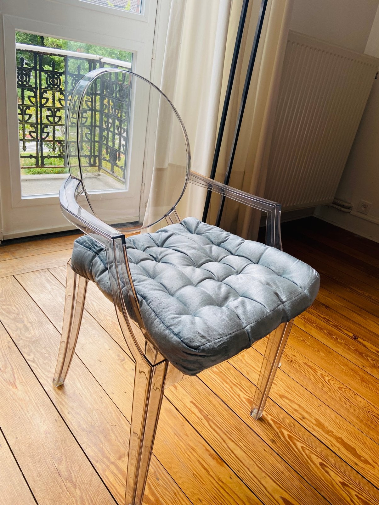 Coussin de siège adapté à la chaise Kartell Louis Ghost., Respirant, Carré, Enlèvement, Utilisé