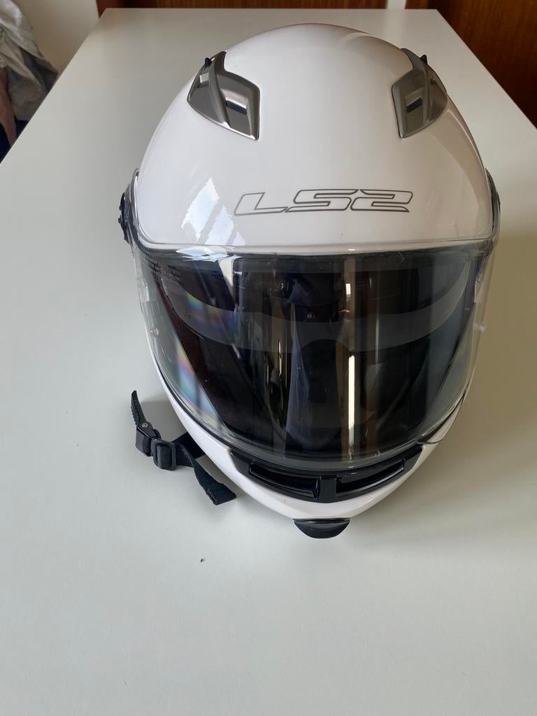 Casque moto presque neuf, Motos, Enlèvement