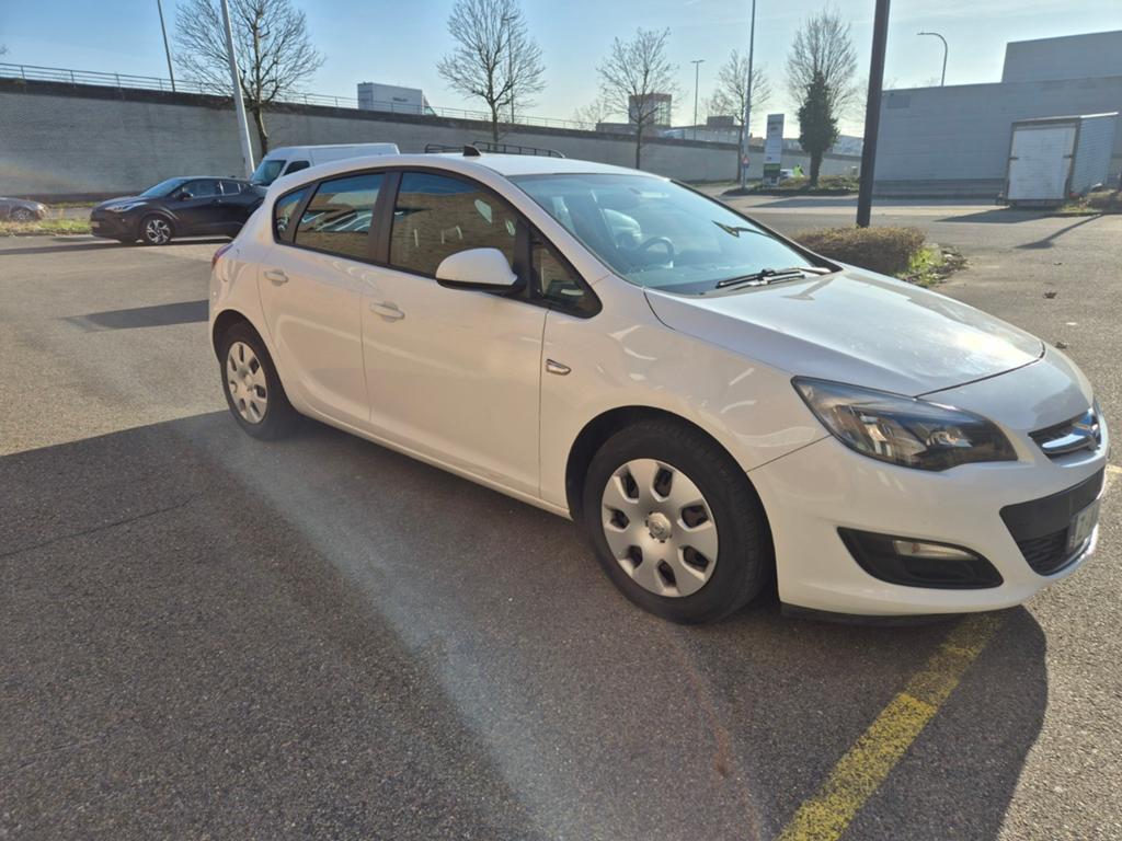 Opel Astra J | 2014 | Essence, Achat, Particulier, Astra, Radio