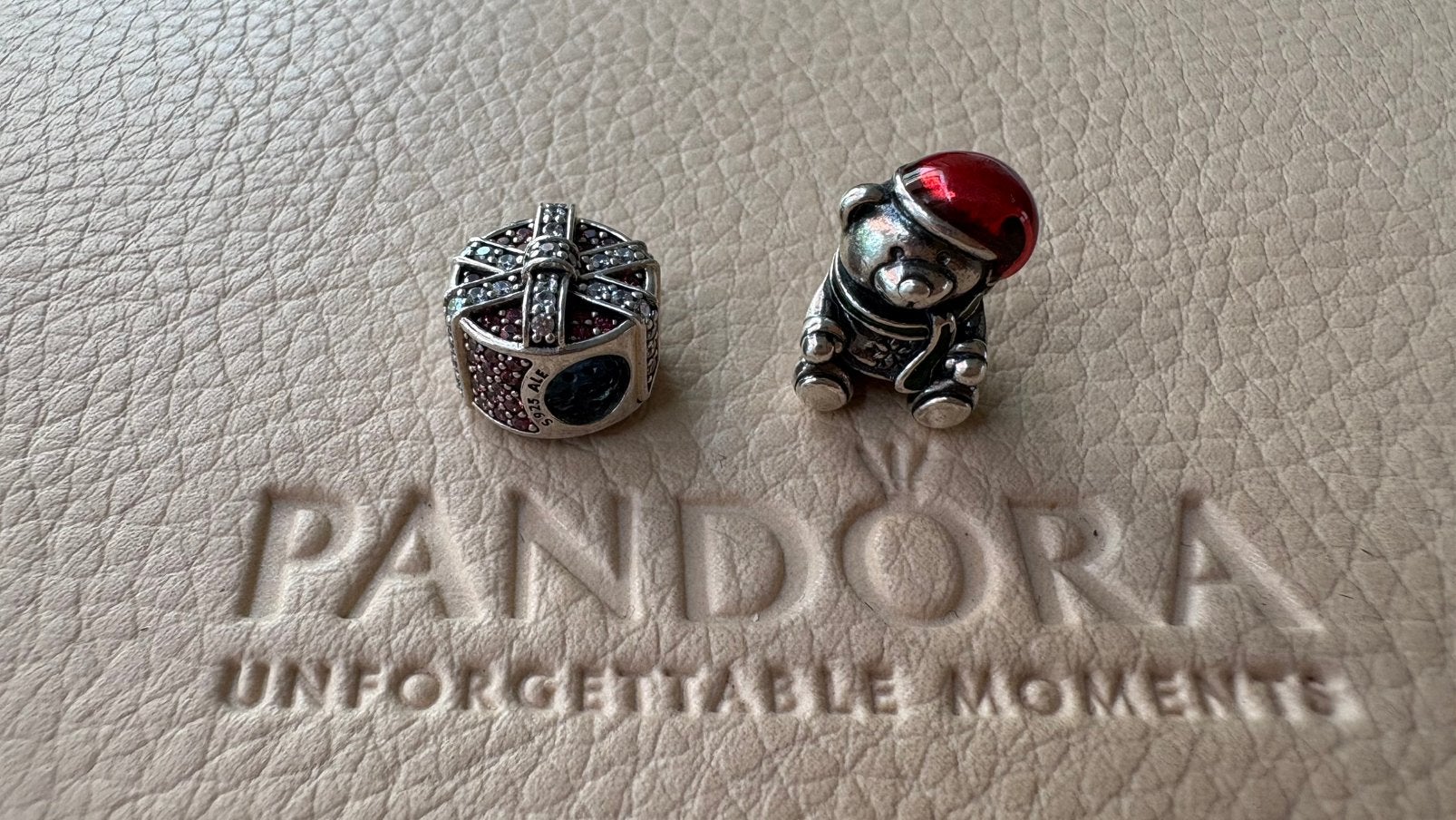 Pandora kerst, Bijoux, Sacs & Beauté, Bracelets à breloques, Neuf, Enlèvement ou Envoi, Pandora, Avec strass