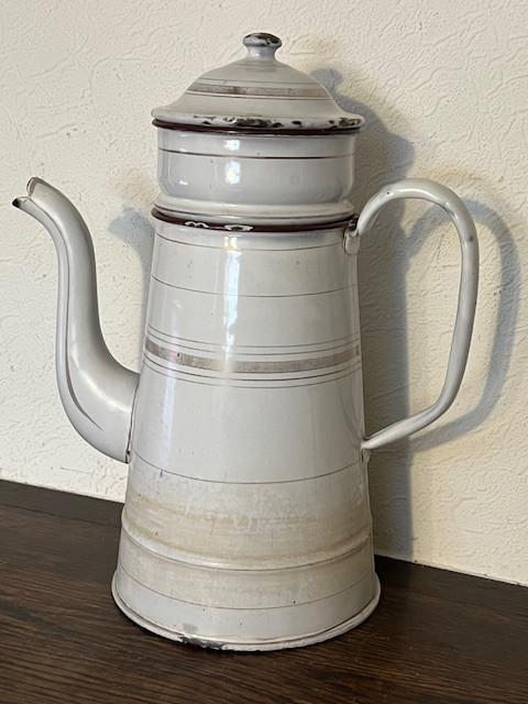 Ancienne cafetière émaillée, avec son filtre assorti, Antiquités & Art, Enlèvement