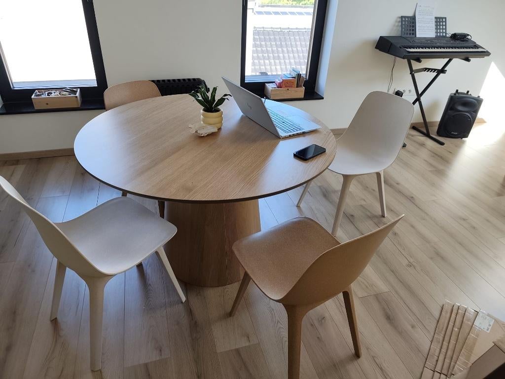 Ronde tafel, Ophalen, Scandinavisch, Zo goed als nieuw, Vier personen