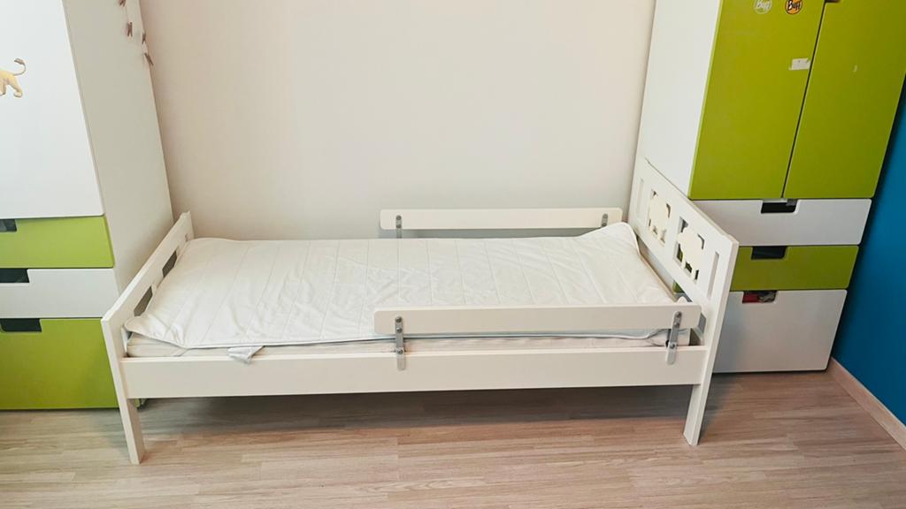 Lit Ikea enfants, avec sommier et matelas, Enlèvement, Comme neuf, Matelas