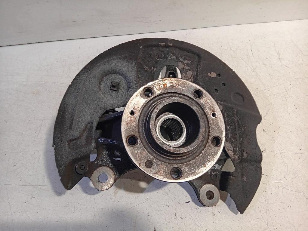 Wielnaaf links voor Peugeot 5008, Onderdelen@venauto.nl, Van der Ven Autorecycling B.V., Ettenseweg 76, 4706 PB Roosendaal, The Netherlands