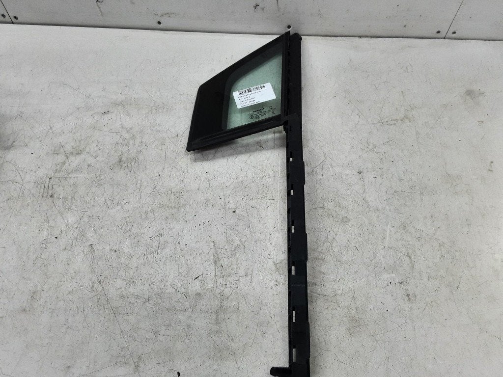 PORTIERRUIT LINKS VOOR Renault Captur I (2R) (802638366R), Gebruikt, Renault, Peter-Huppertz-Straße 5
51063  Köln, DE, Dialog.deutschland@renault.de