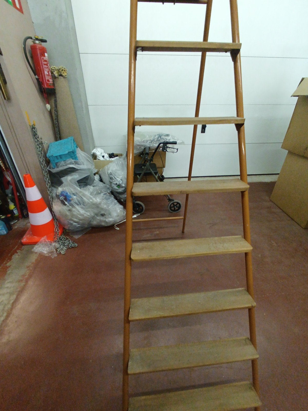 grote ijzeren oudere vintage trap, Ophalen, Gebruikt, Trap, Minder dan 2 meter