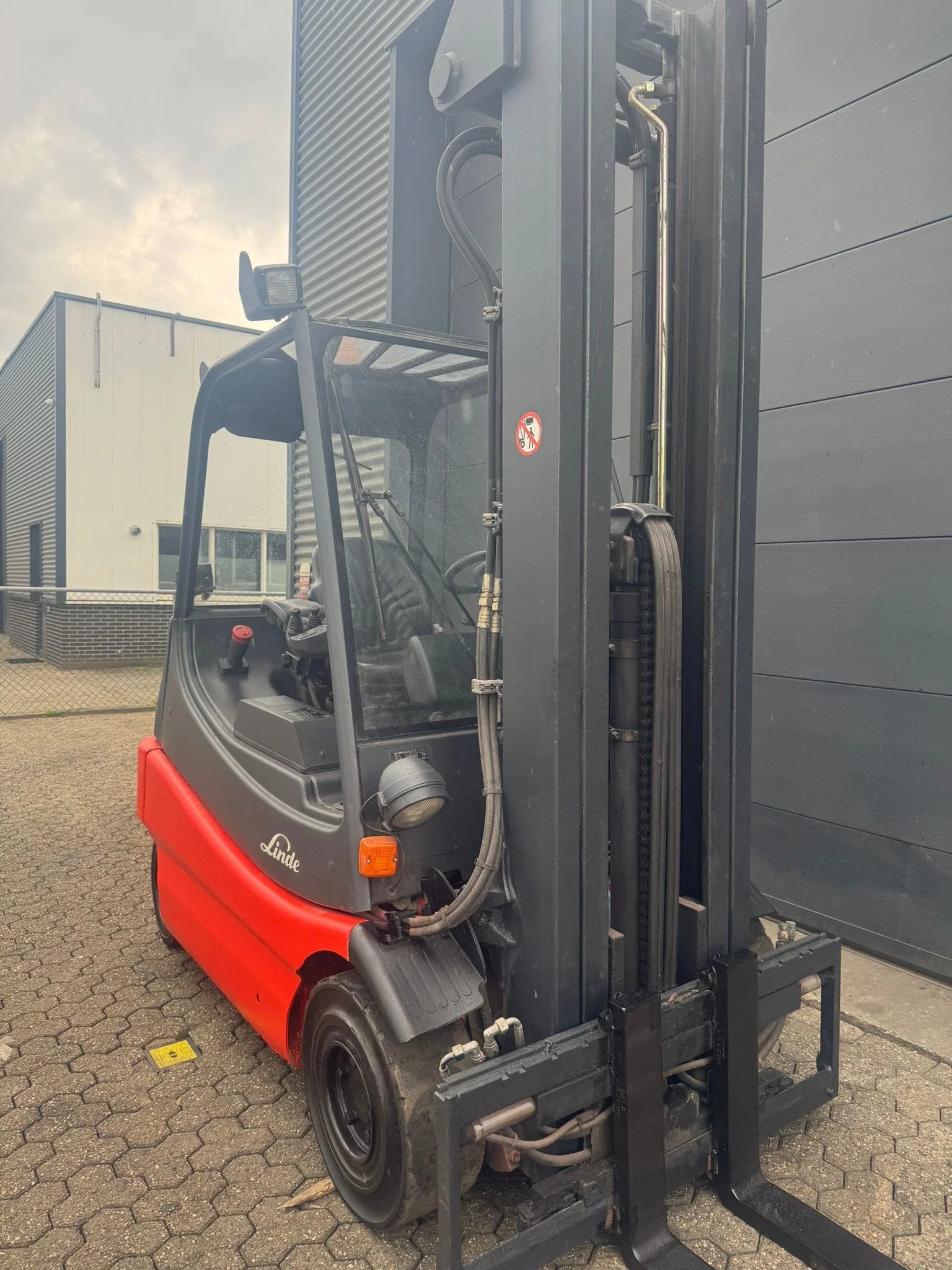 Linde E25/02 2,5 ton elektrische heftruck (bj 2008), Zakelijke goederen, Machines en Bouw | Heftrucks en Intern transport, 2000 tot 3000 kg