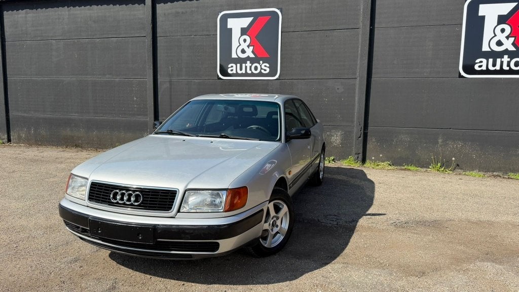 Audi 100 Oldtimer, Auto's, Automaat, Bedrijf, Berline, Te koop