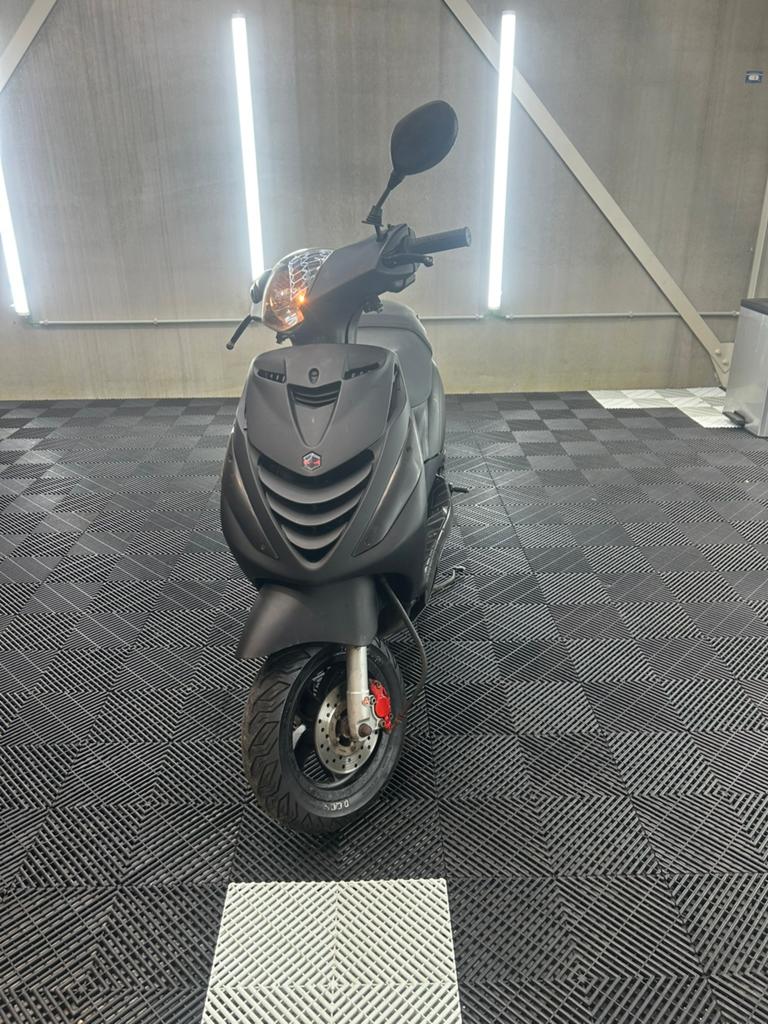 Zip piaggio a-klassen, Ophalen, Zo goed als nieuw, Zip