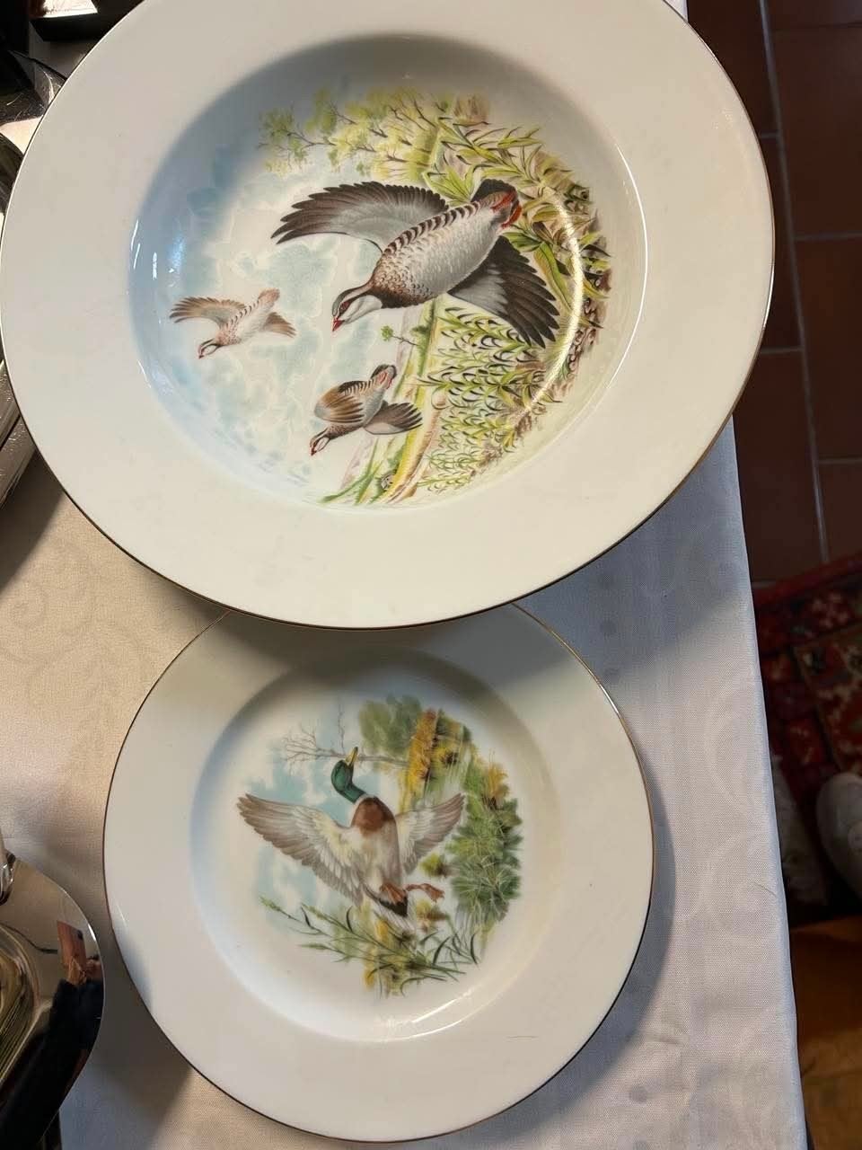 Assiette de gibier ou de volaille avec 12 assiettes d'accomp, Enlèvement, Assiettes(s)