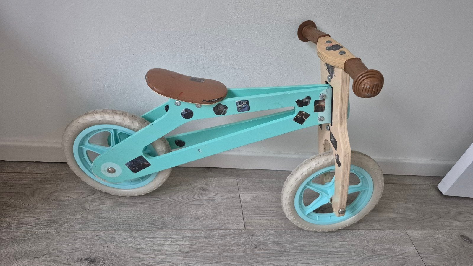 3 in 1: draisienne + trotinette + cuisine en bois ikea, Ophalen