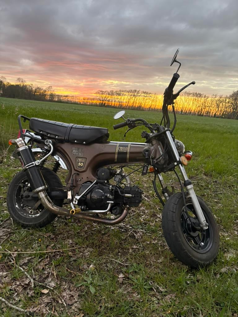 50cc dax skyteam ( ruilen mag ook), Fietsen en Brommers, Gebruikt, Ophalen, Overige merken, 4 versnellingen