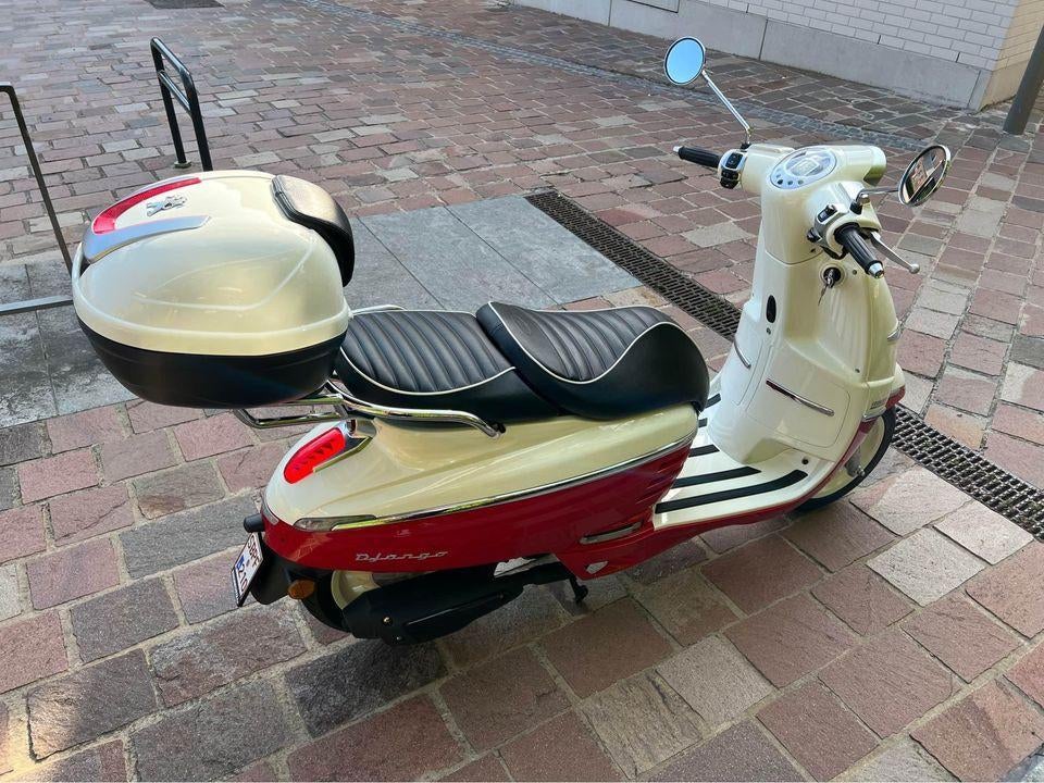 peugeot django, Comme neuf, Classe B (45 km/h), Enlèvement, Essence
