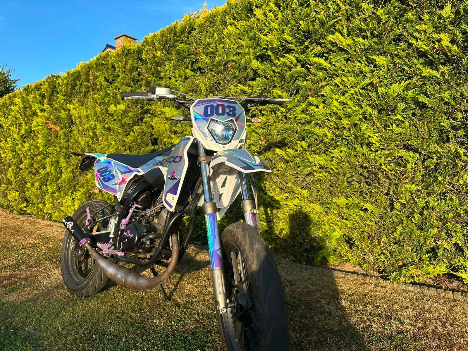 sherco 50 cc  wit paars, Fietsen en Brommers, 6 versnellingen, Gebruikt, 50 cc, Ophalen
