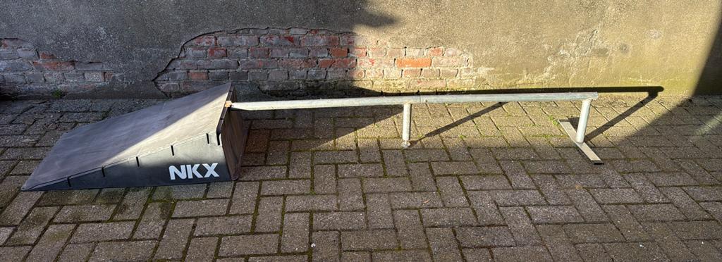 NKX Skateramp + rail, Ophalen, Zo goed als nieuw