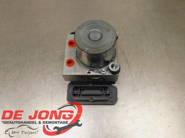 Pompe ABS d'un Volkswagen Polo, Volkswagen, -, 3 mois de garantie, Utilisé