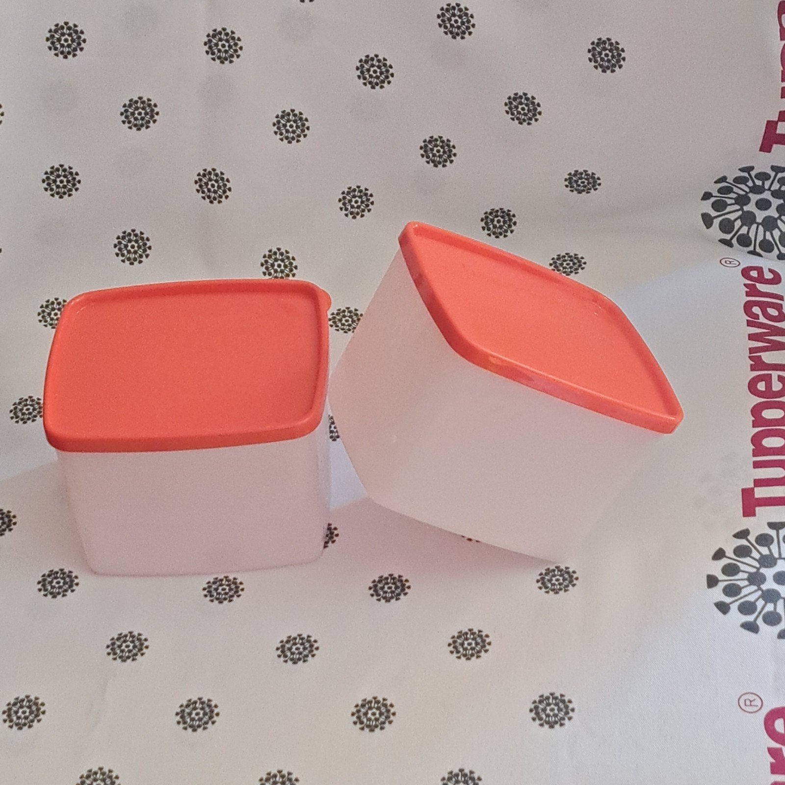 Tupperware nieuwe diepvriesdoos 800 ml, Huis en Inrichting, Keuken | Tupperware, Ophalen of Verzenden, Rood