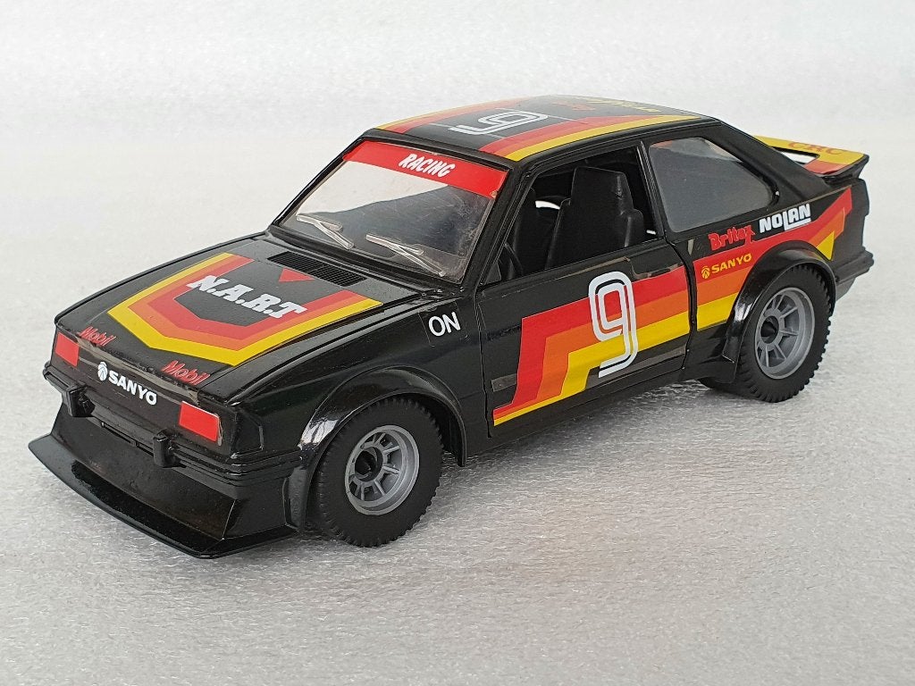 Polistil: Ford Escort XR 3 (1/23), Hobby en Vrije tijd, Modelauto's | Overige schalen, Ophalen of Verzenden, Gebruikt, Auto